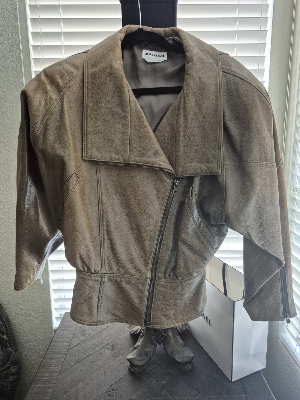 💕VTG Massimo Brown Taupe Leather Asymmetrical Zip Jacket- Made In Hong Kong💕